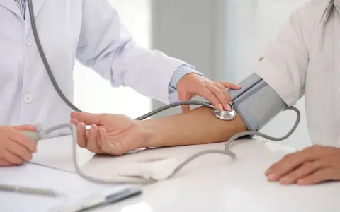 Cardura XL: Skutki uboczne i kiedy pilnie do lekarza?