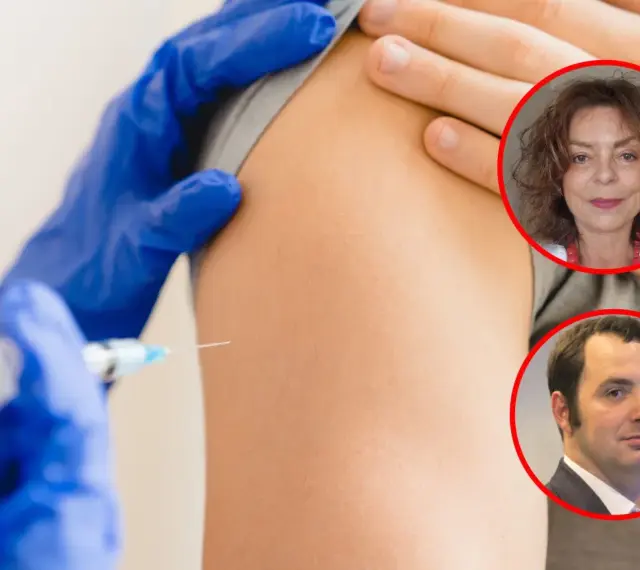 Dyskusja o szczepieniu HPV i potencjalnych skutkach ubocznych. Lekarz i pacjentka omawiają szczepionkę.
